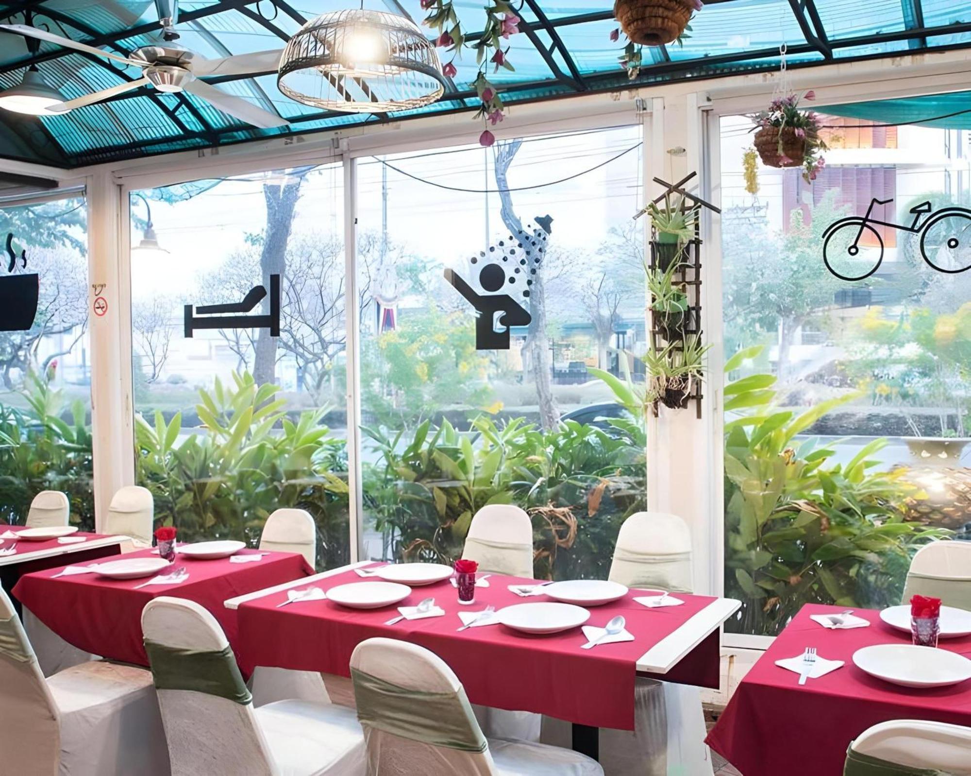 Collection O Howard Square Boutique Hotel Banguecoque Exterior foto