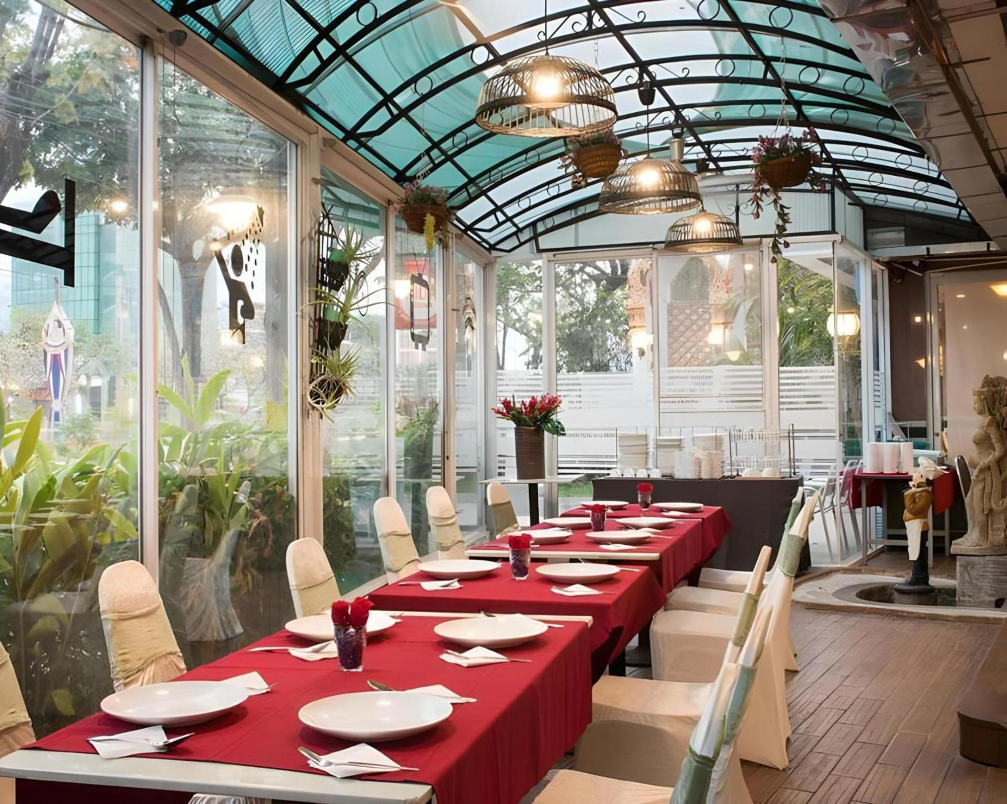 Collection O Howard Square Boutique Hotel Banguecoque Exterior foto