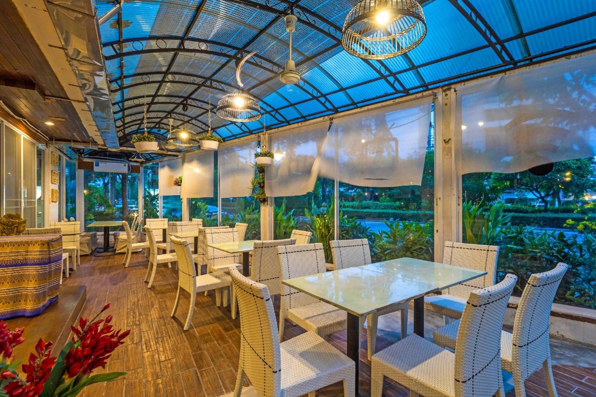 Collection O Howard Square Boutique Hotel Banguecoque Exterior foto